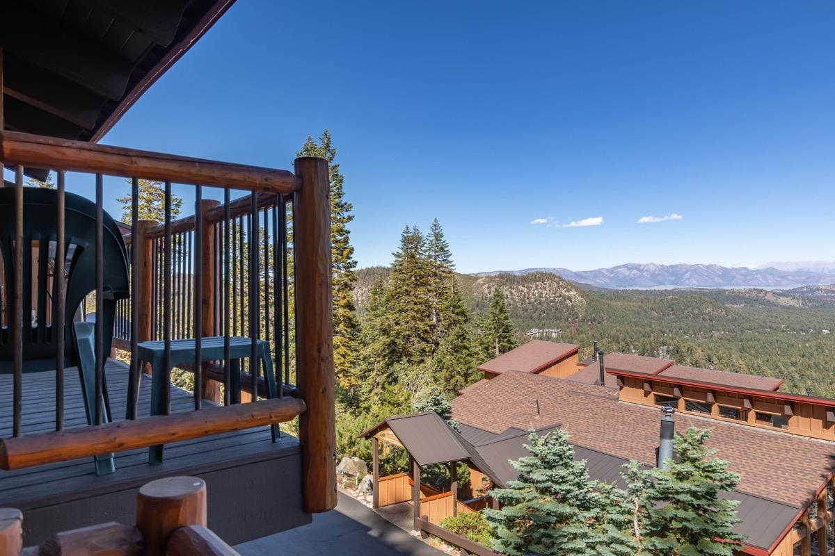 670 John Muir Unit: 26