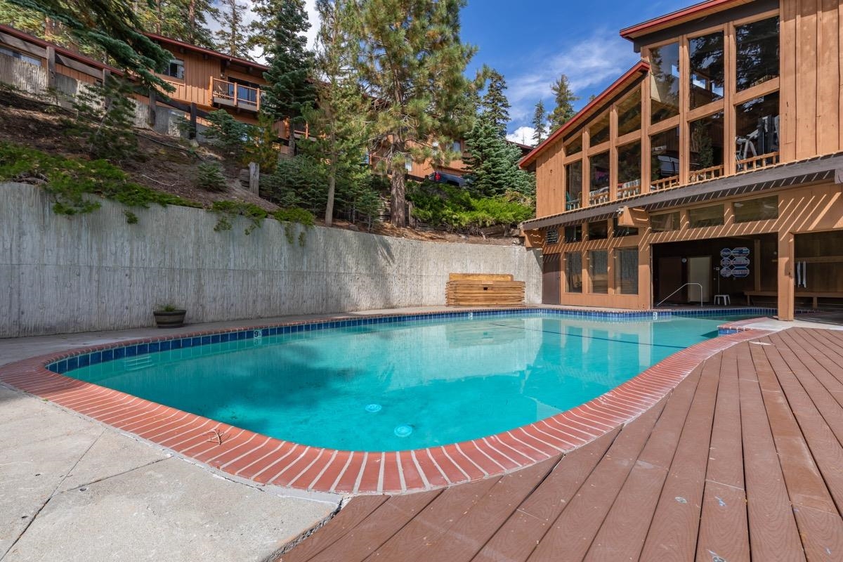 670 John Muir Unit: 26