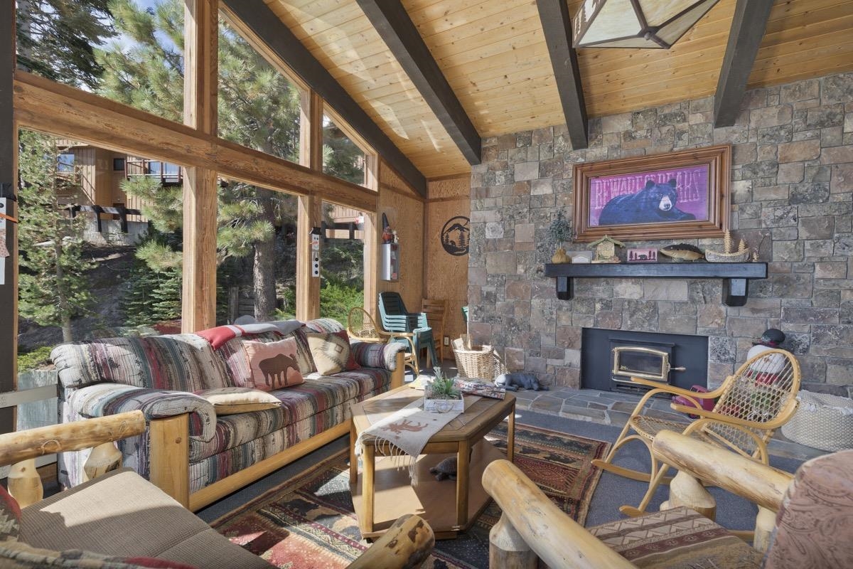 670 John Muir Unit: 26