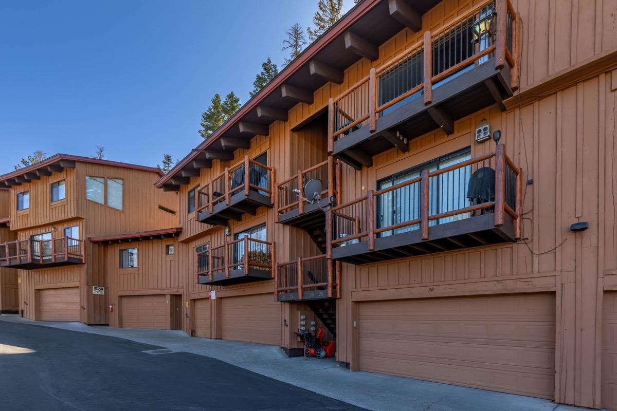 670 John Muir Unit: 26