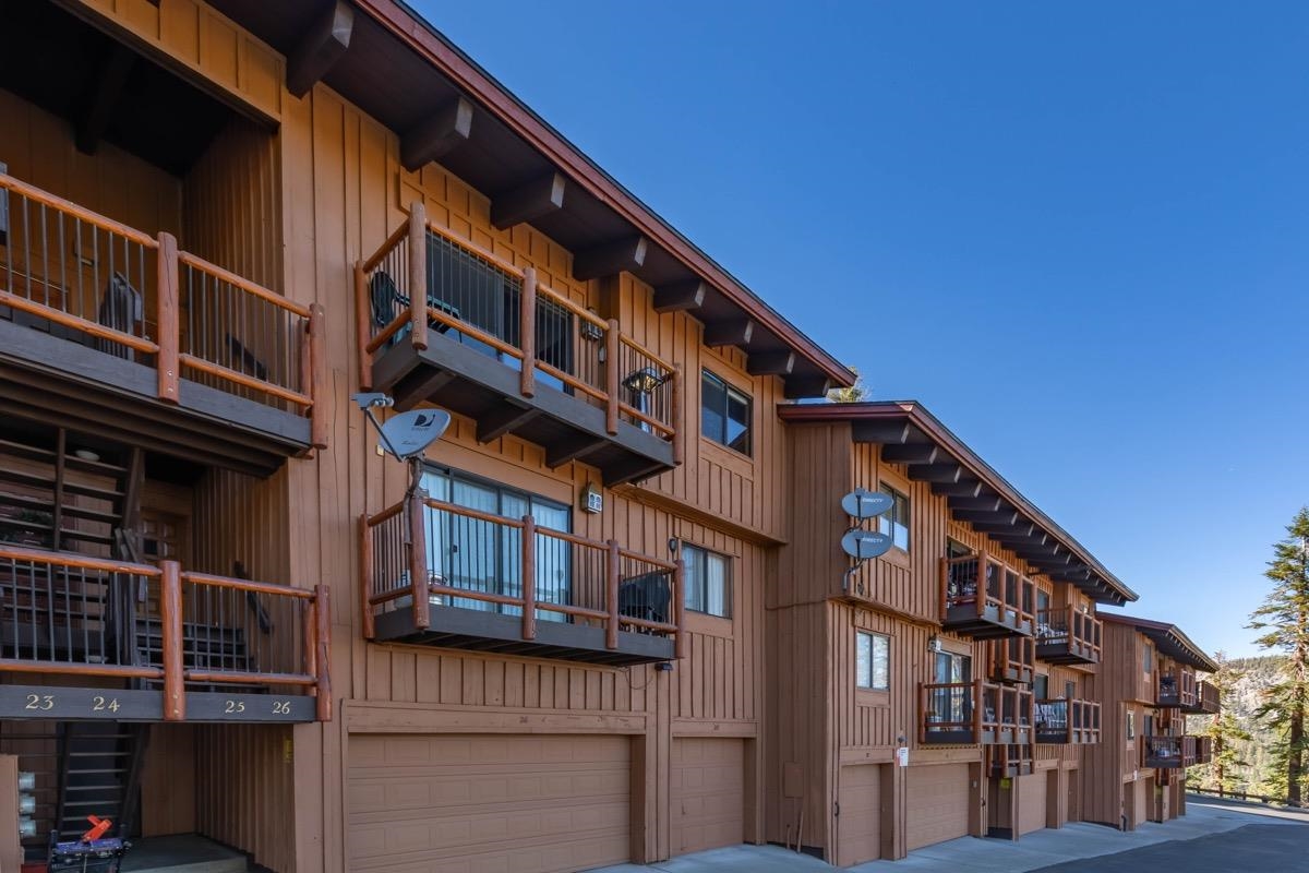 670 John Muir Unit: 26
