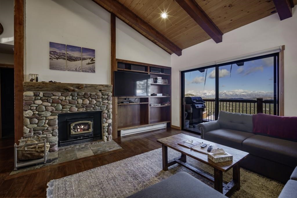 670 John Muir Unit: 26