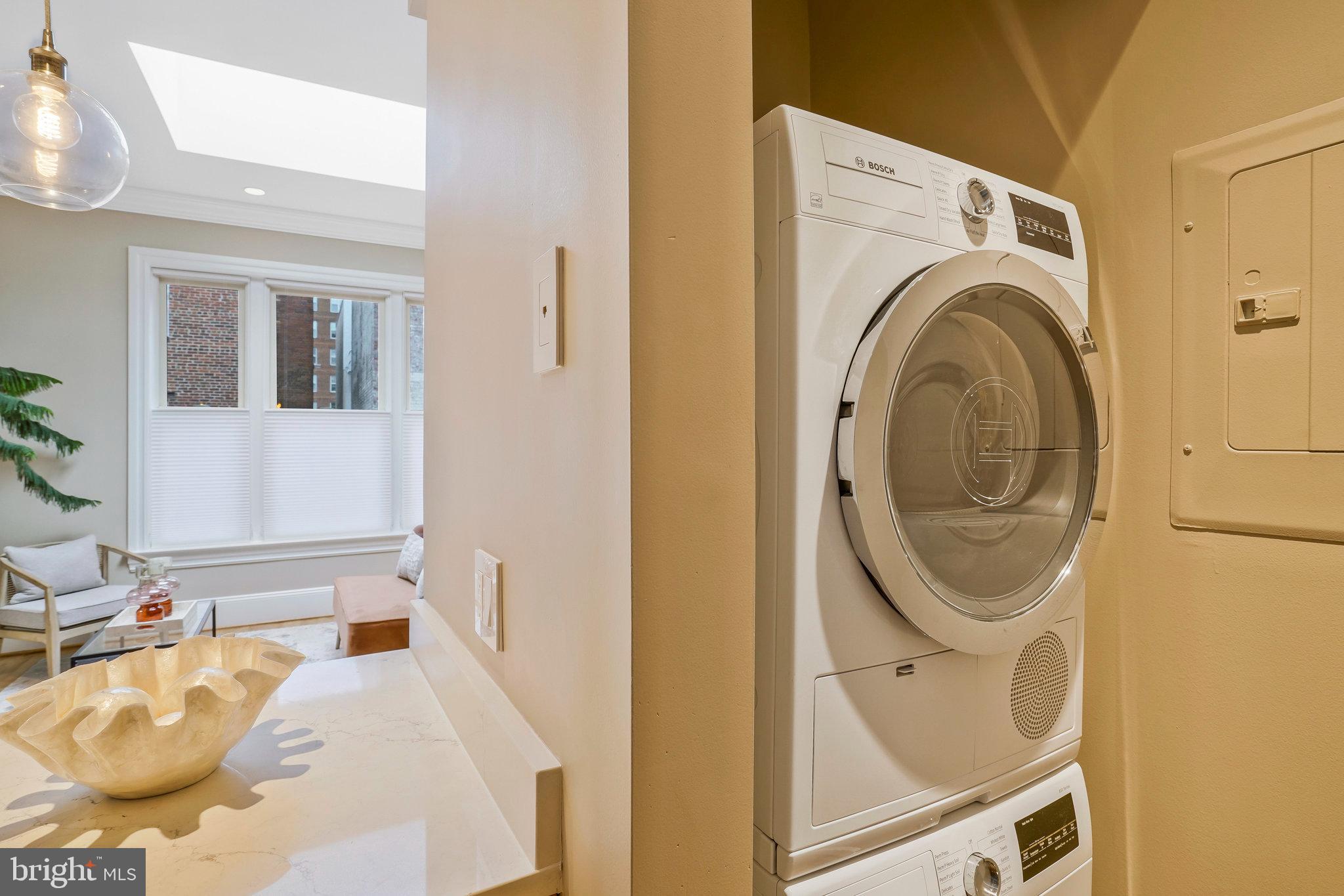 1520 O STREET NW Unit: 305