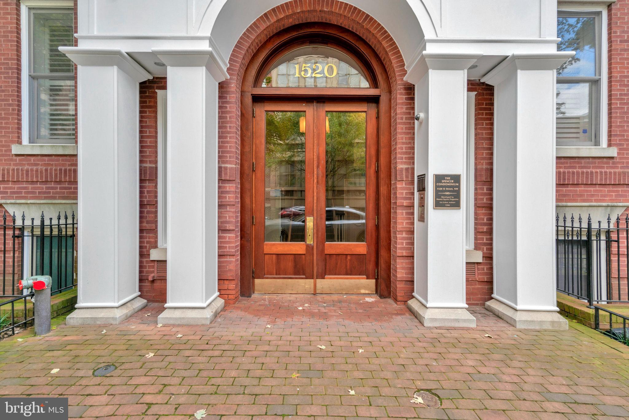 1520 O STREET NW Unit: 305