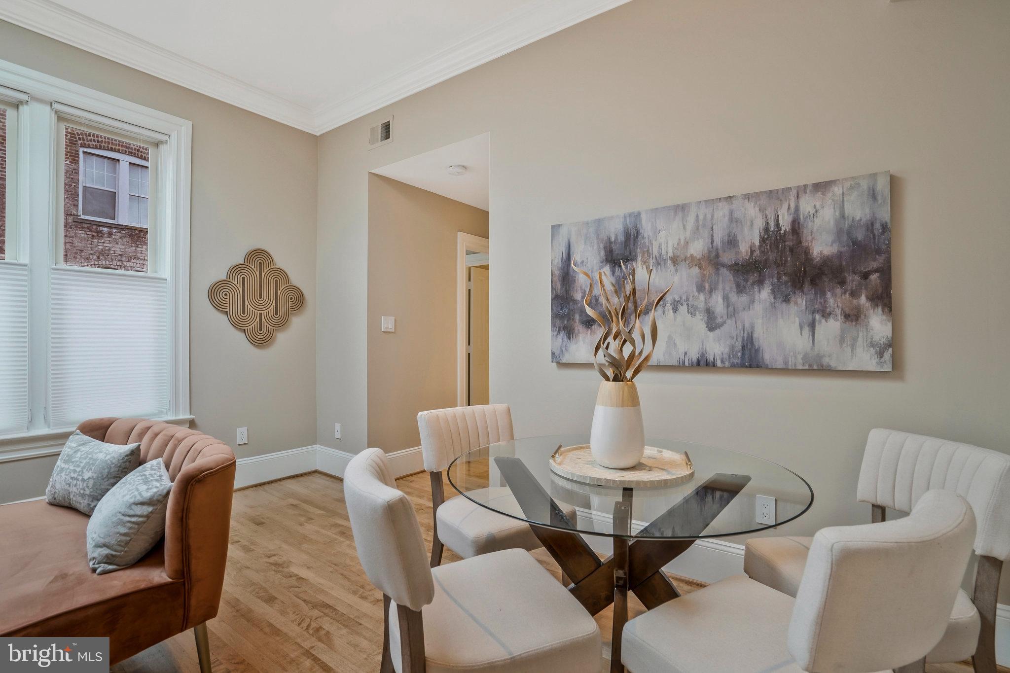 1520 O STREET NW Unit: 305