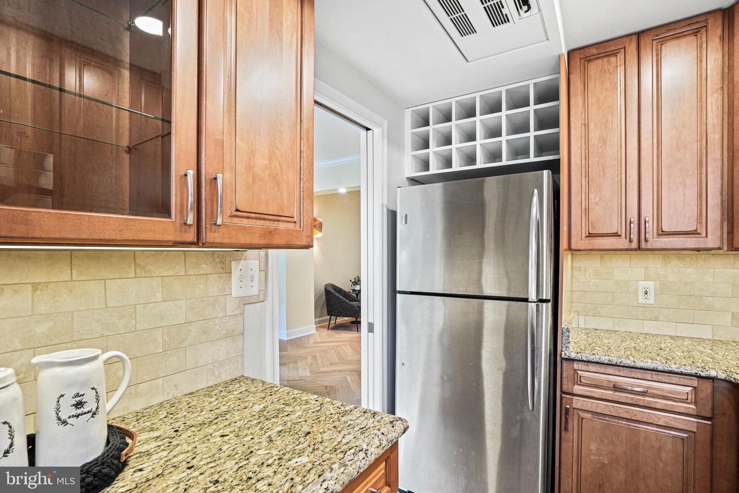 2127 NW California STREET NW Unit: 305