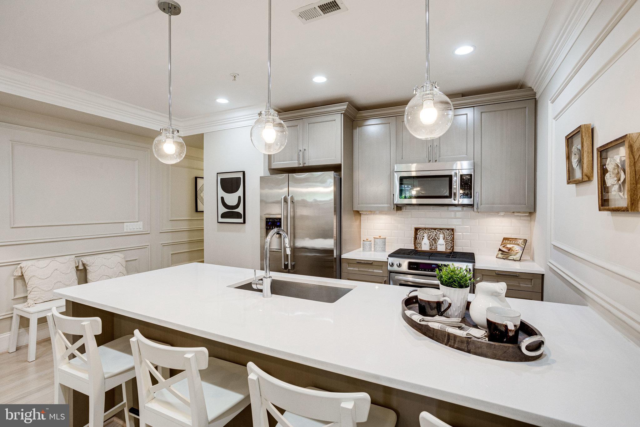 1817 Riggs PLACE NW Unit: 1