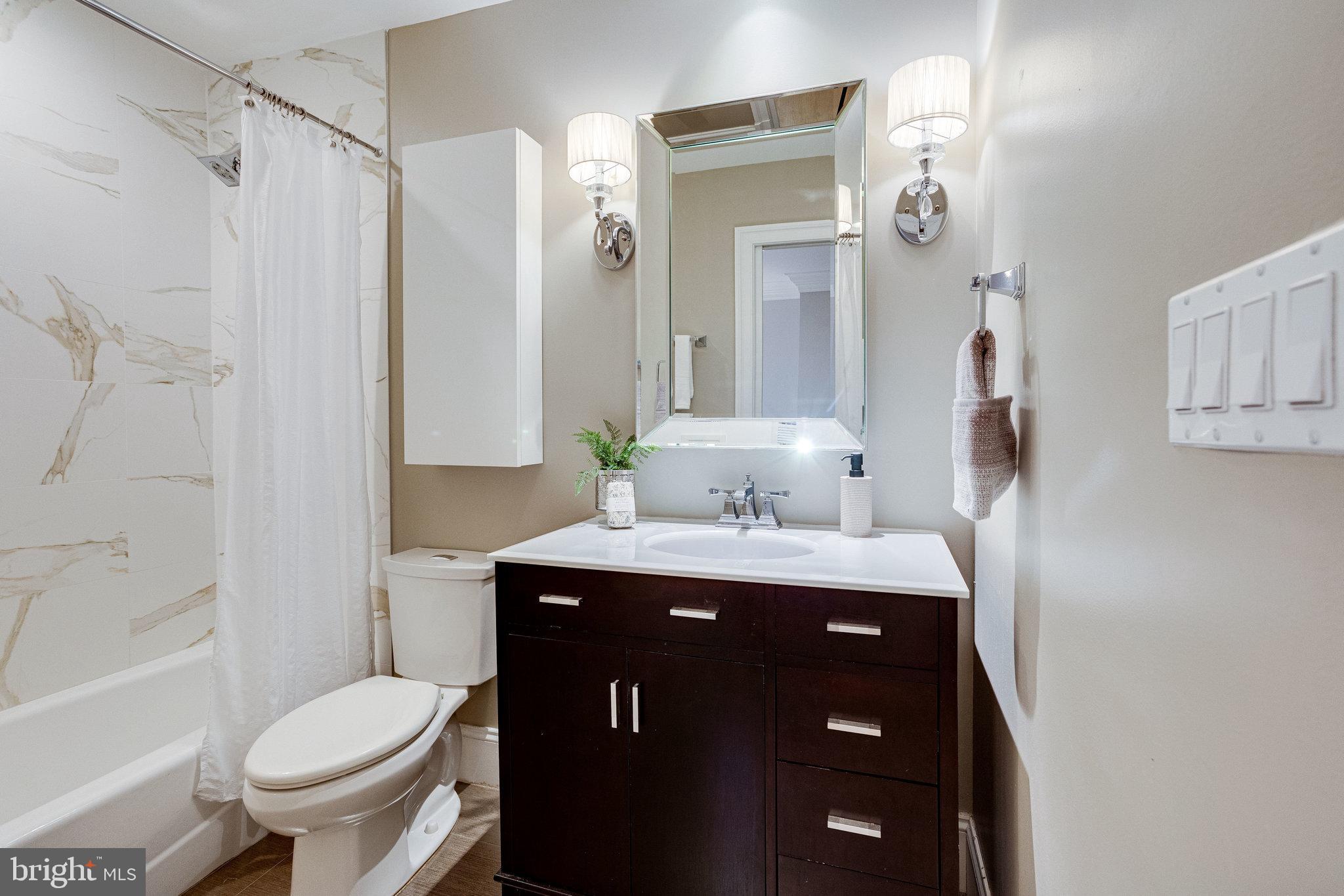 1817 Riggs PLACE NW Unit: 1