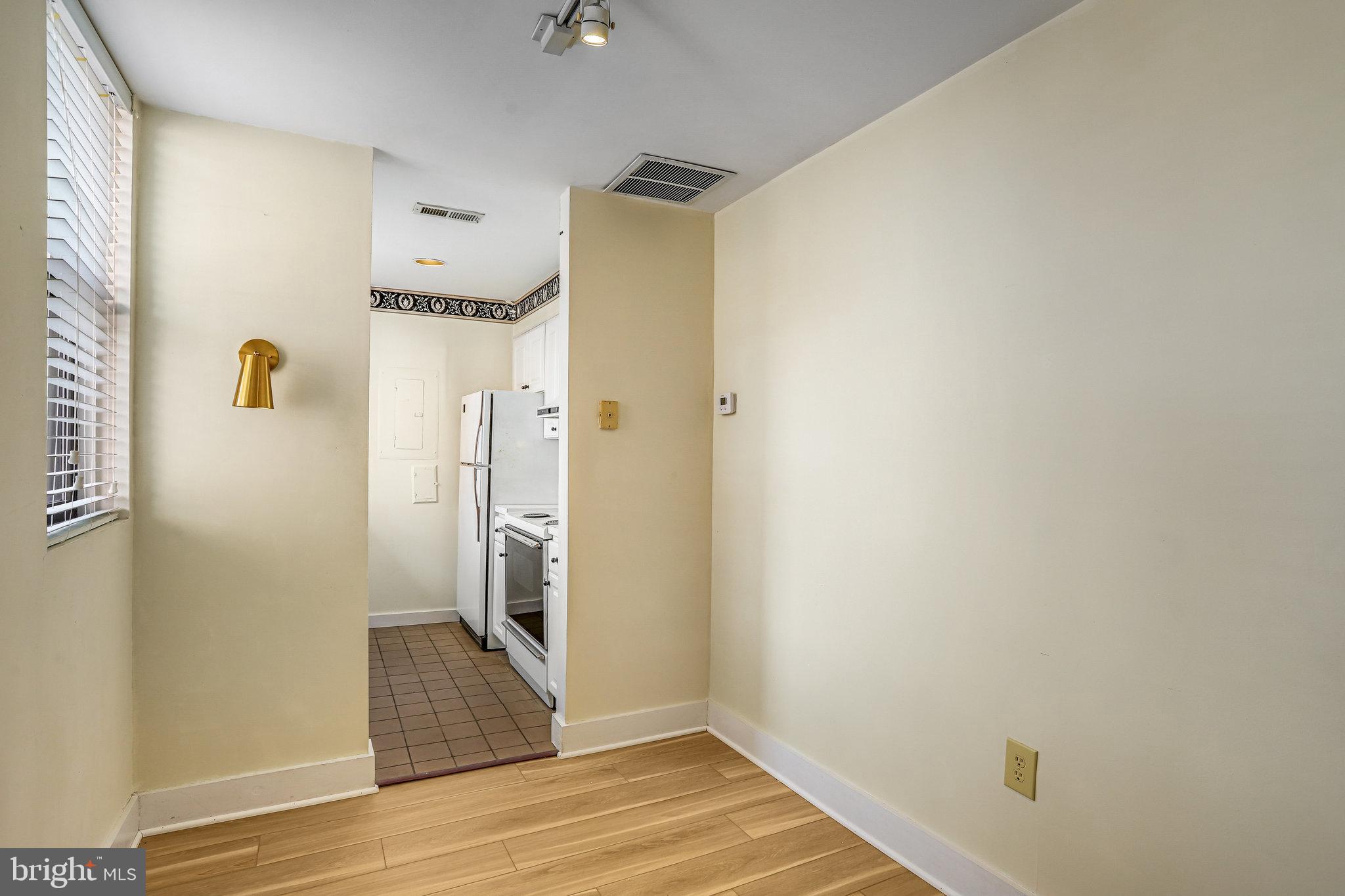 1840 California St NW #8