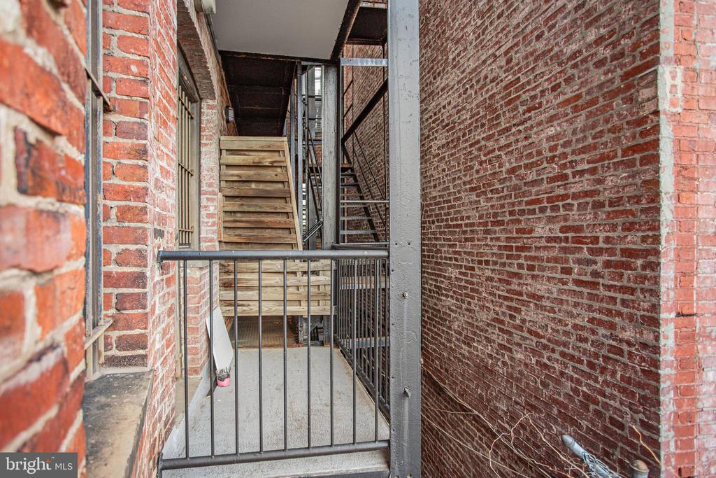 1840 California St NW #8