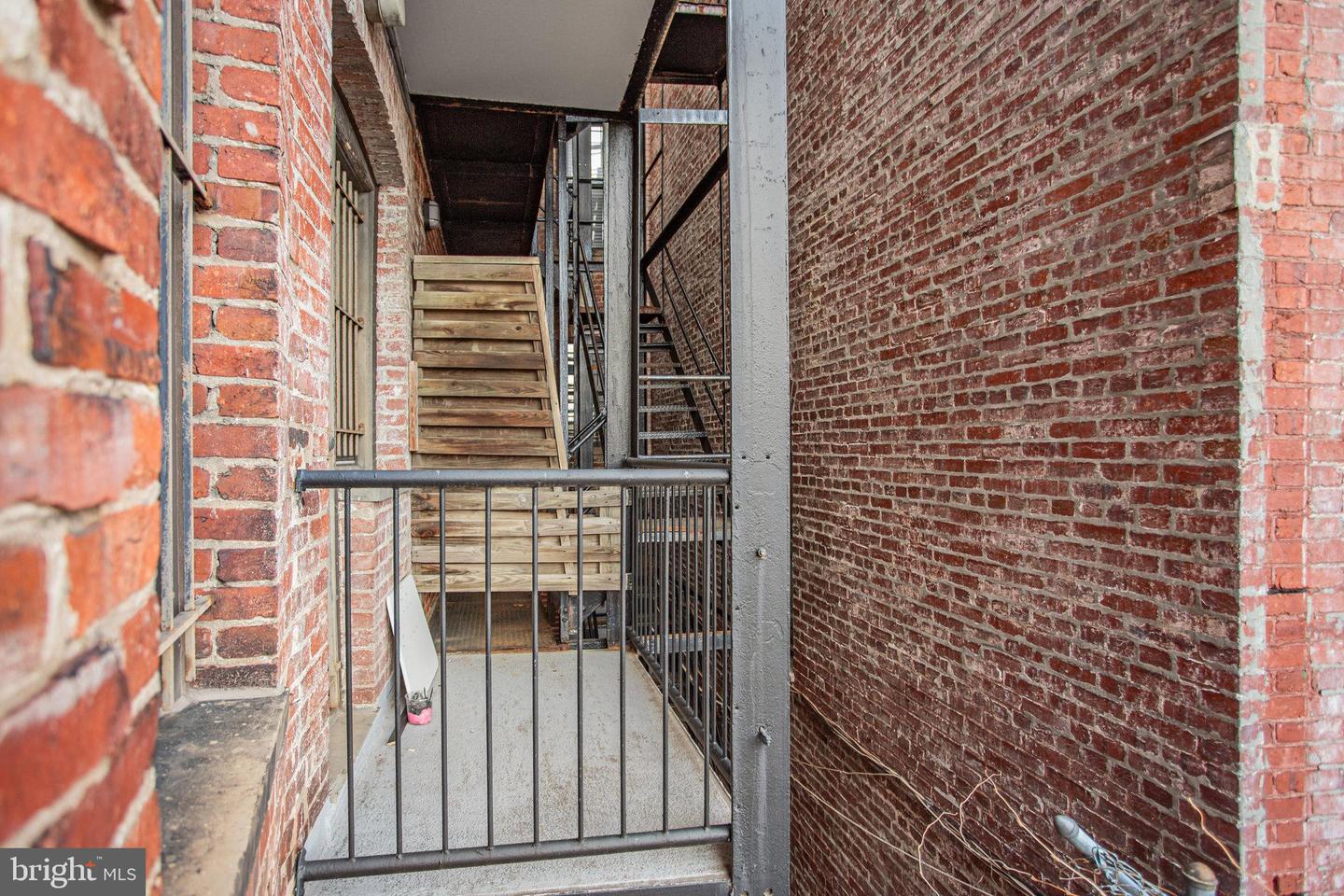 1840 California St NW #8