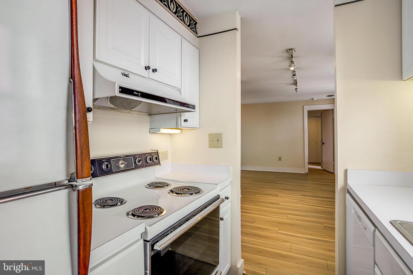 1840 California St NW #8