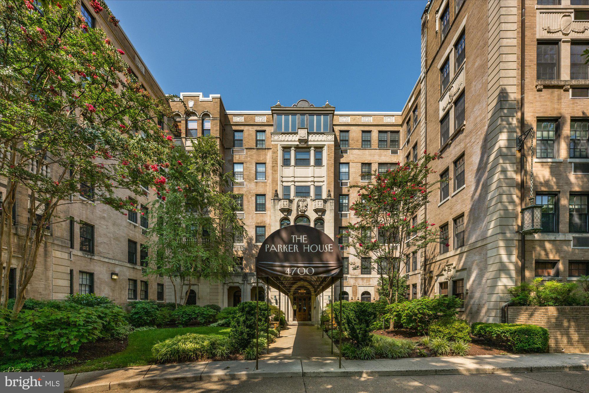 4700 CONNECTICUT AVENUE NW 207