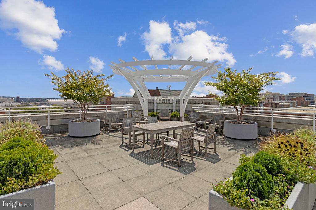 1300 13TH STREET NW Unit: 905