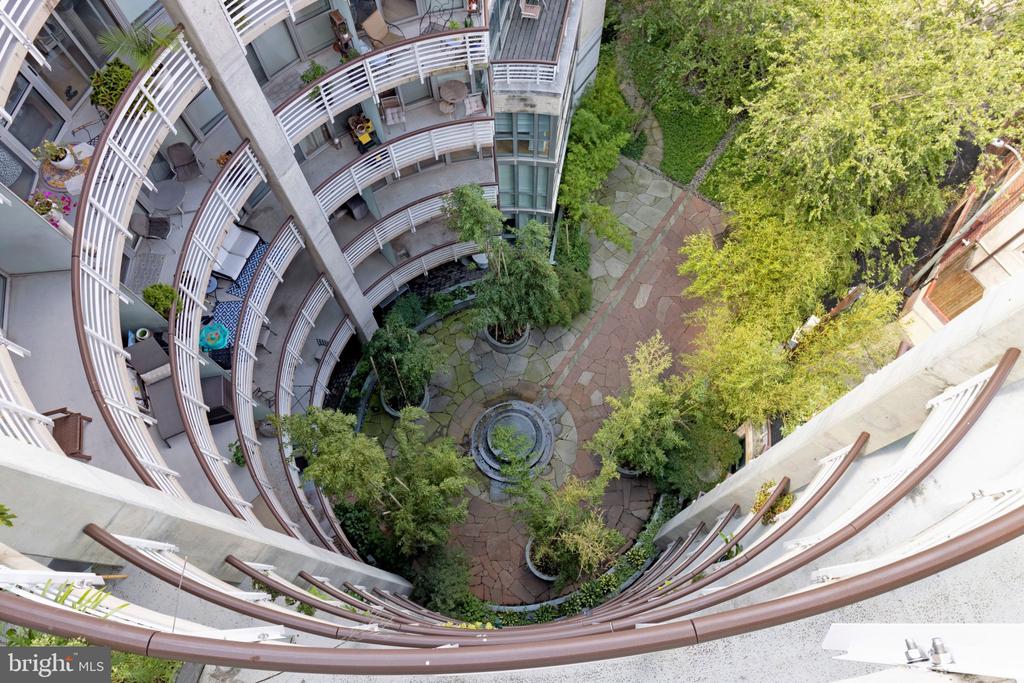 1300 13TH STREET NW Unit: 905