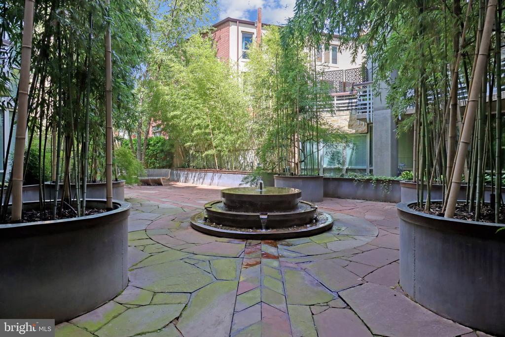 1300 13TH STREET NW Unit: 905