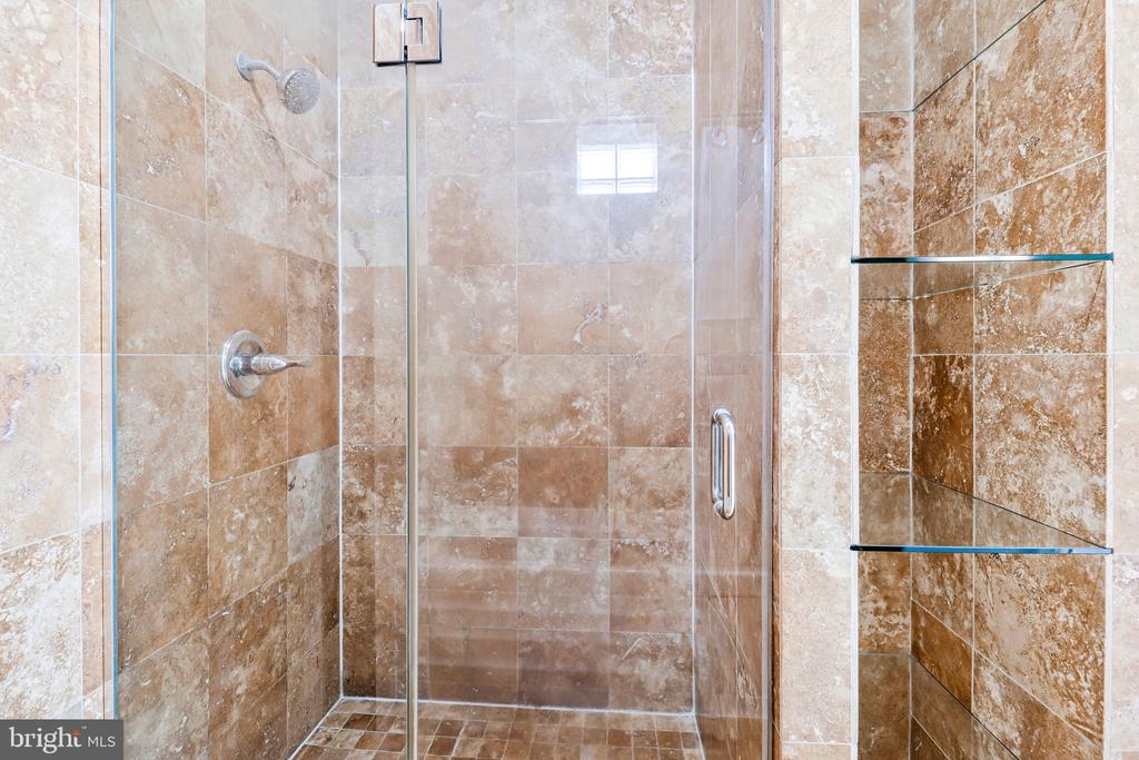 1300 13TH STREET NW Unit: 905