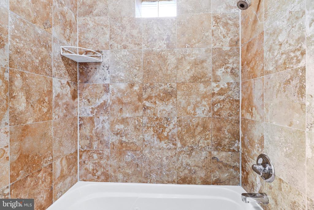 1300 13TH STREET NW Unit: 905