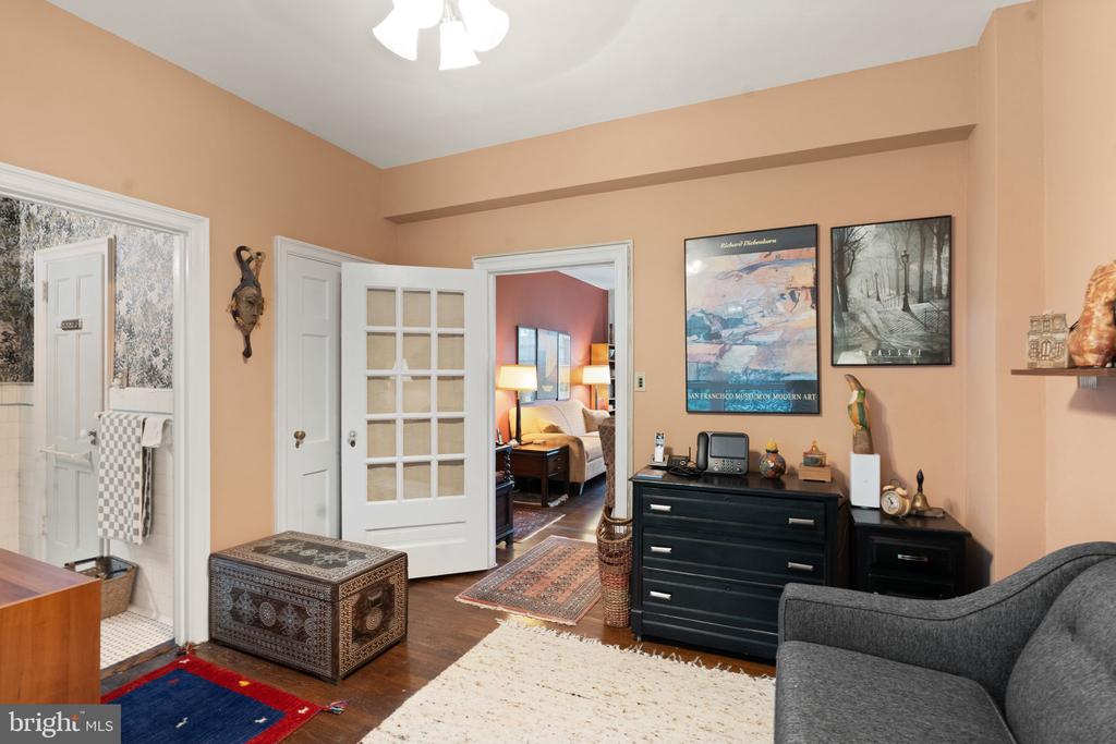 3000 TILDEN STREET NW Unit: 303-I