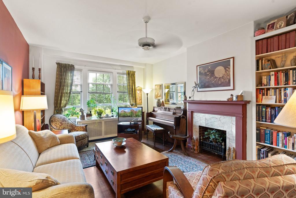 3000 TILDEN STREET NW Unit: 303-I