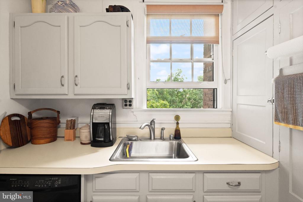 3000 TILDEN STREET NW Unit: 303-I
