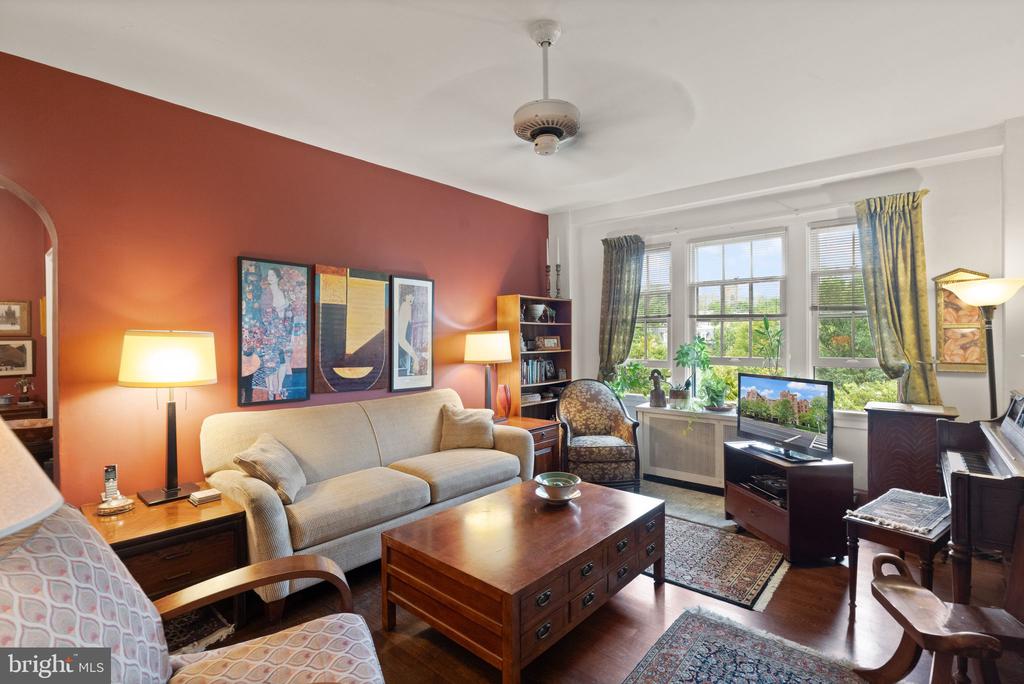3000 TILDEN STREET NW Unit: 303-I