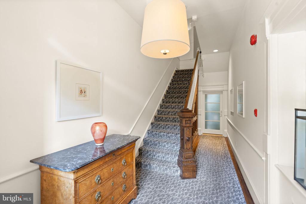 1707 S STREET NW Unit: B