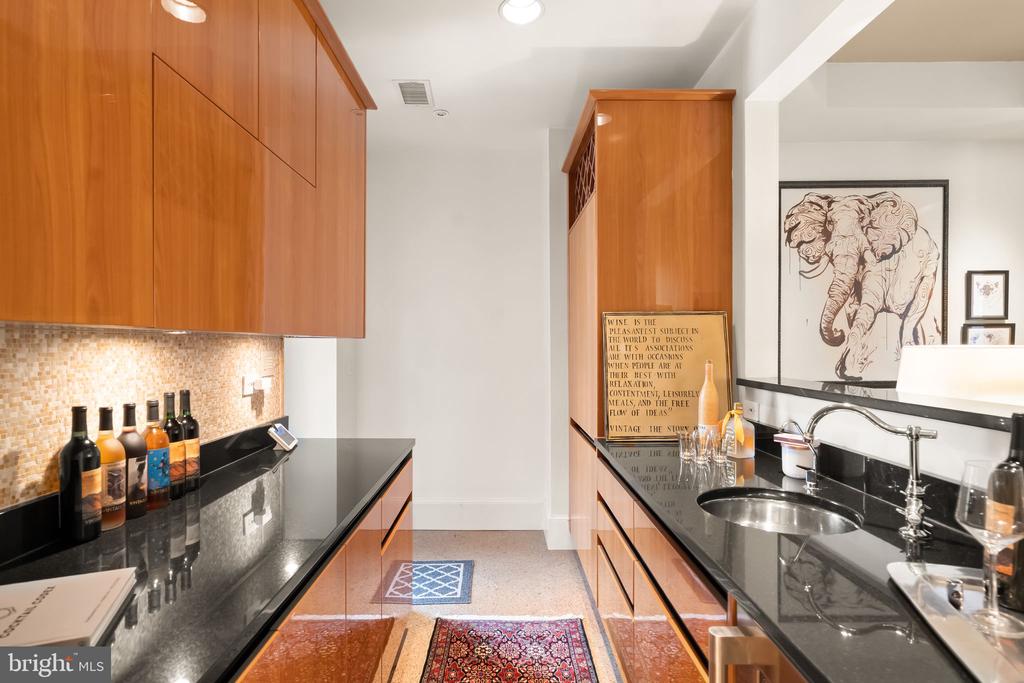 1707 S STREET NW Unit: B