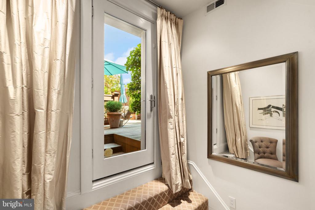 1707 S STREET NW Unit: B