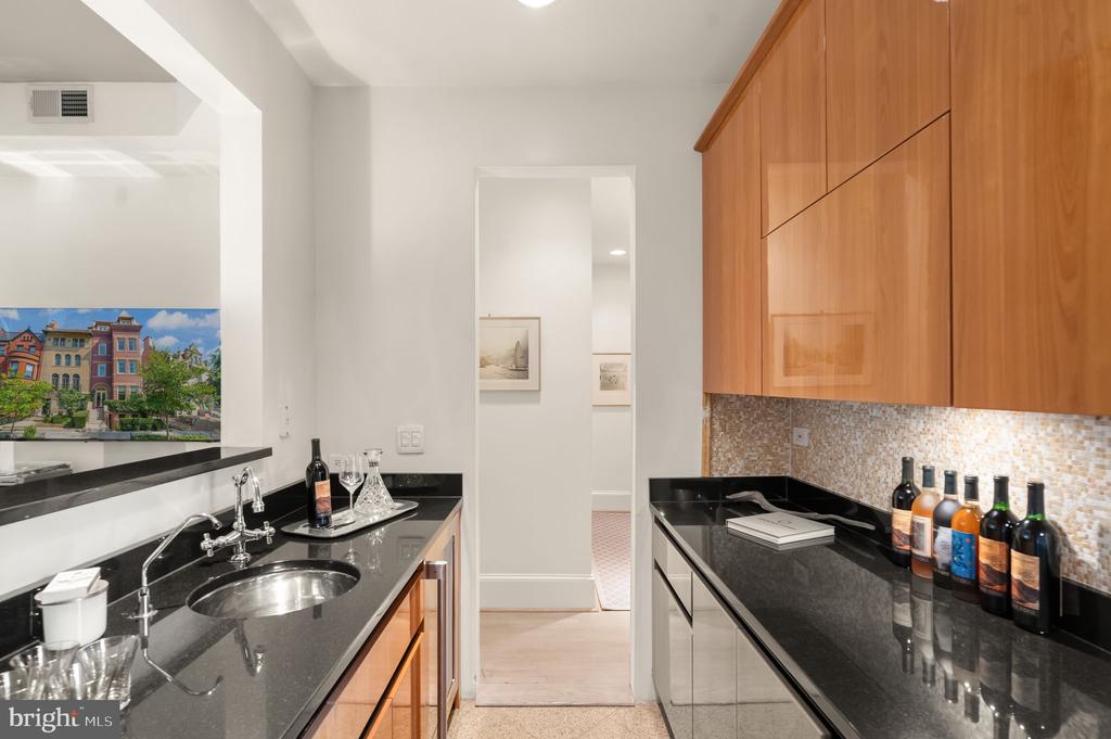 1707 S STREET NW Unit: B