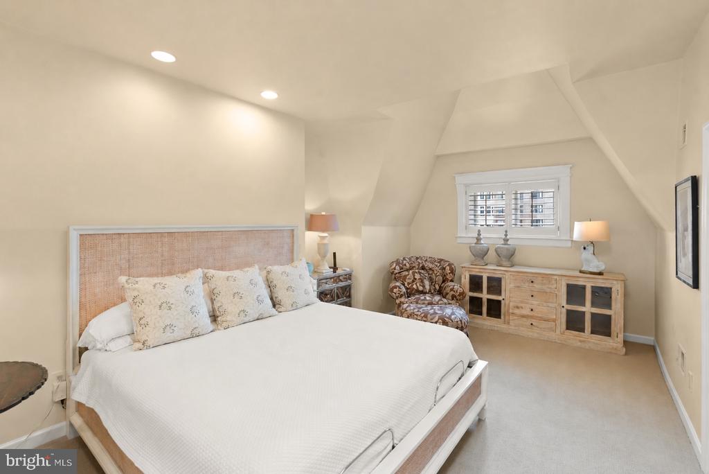 1707 S STREET NW Unit: B