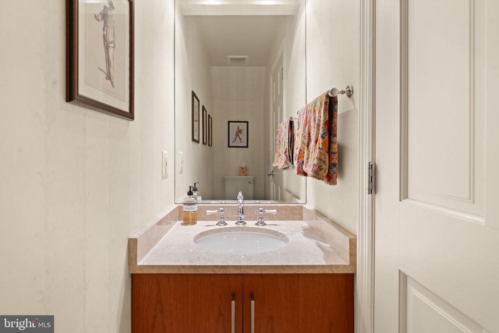 1707 S STREET NW Unit: B