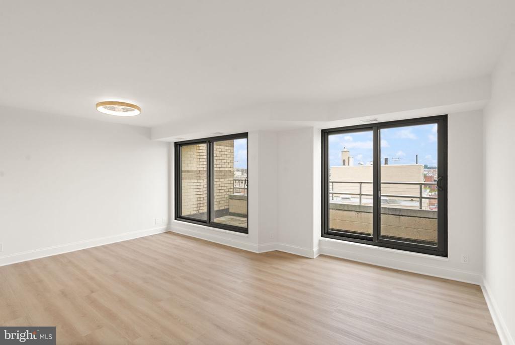 1401 17TH STREET NW Unit: 1004