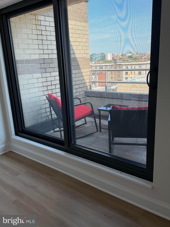 1401 17TH STREET NW Unit: 1004