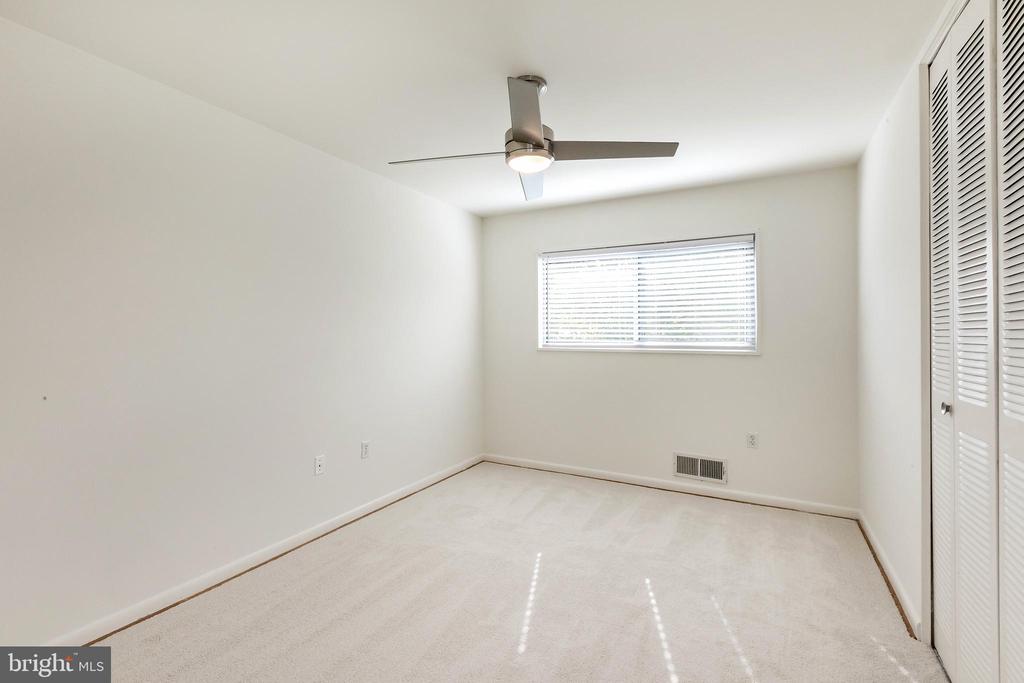 10650 WEYMOUTH STREET 201