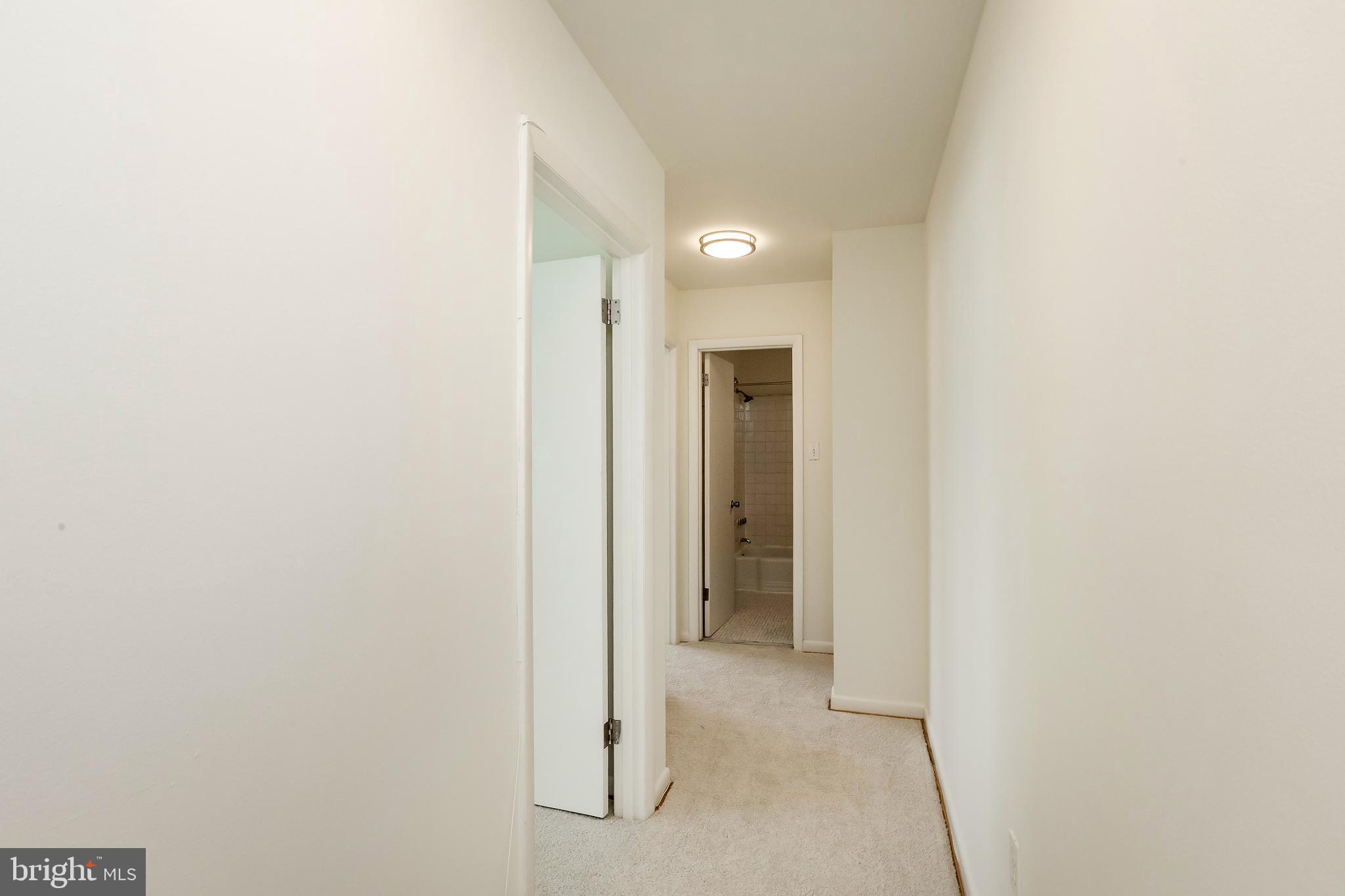 10650 WEYMOUTH STREET 201