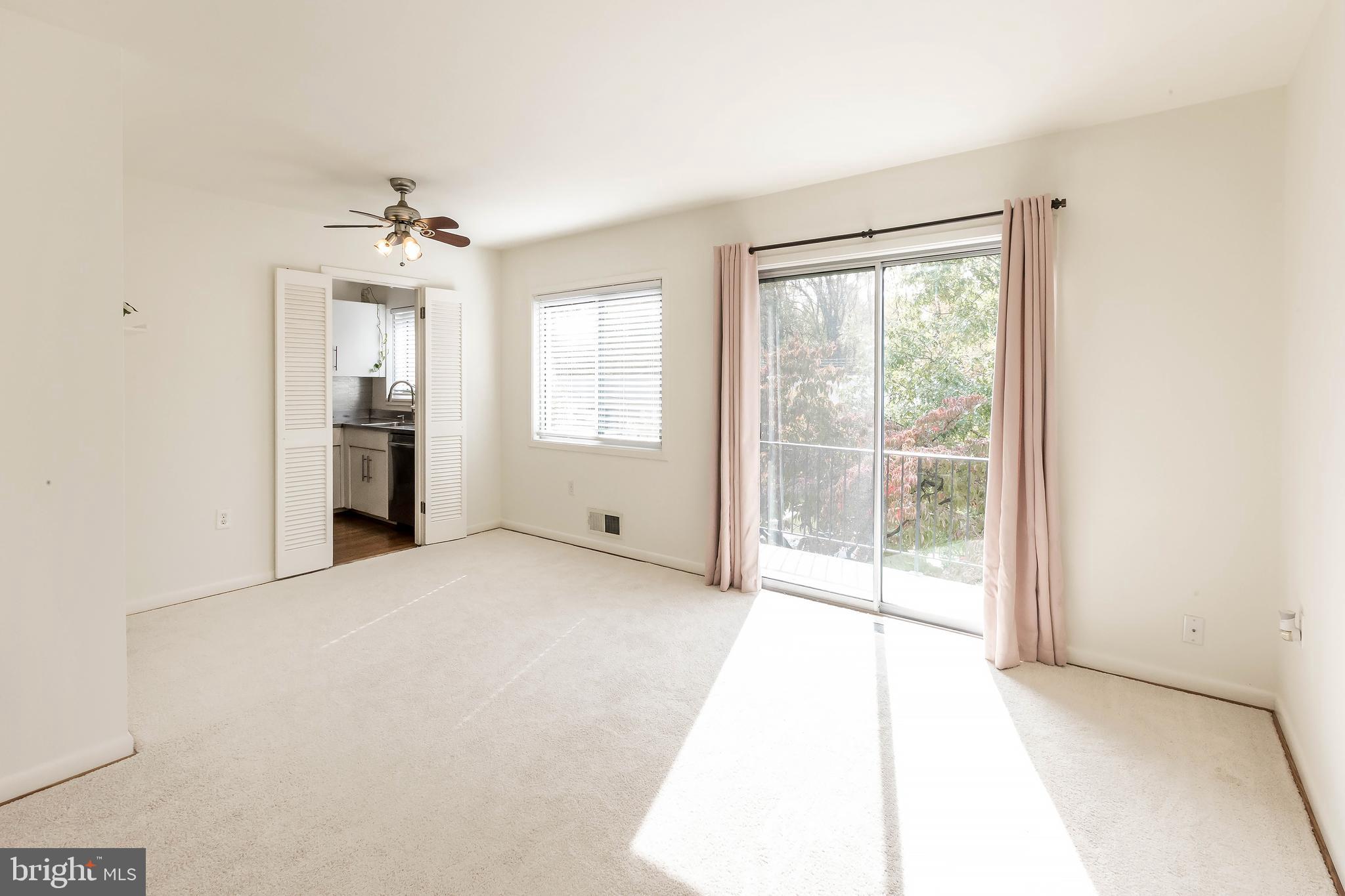 10650 WEYMOUTH STREET 201