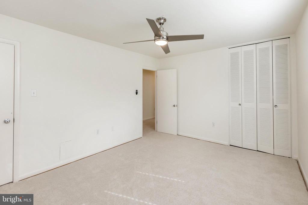 10650 WEYMOUTH STREET 201