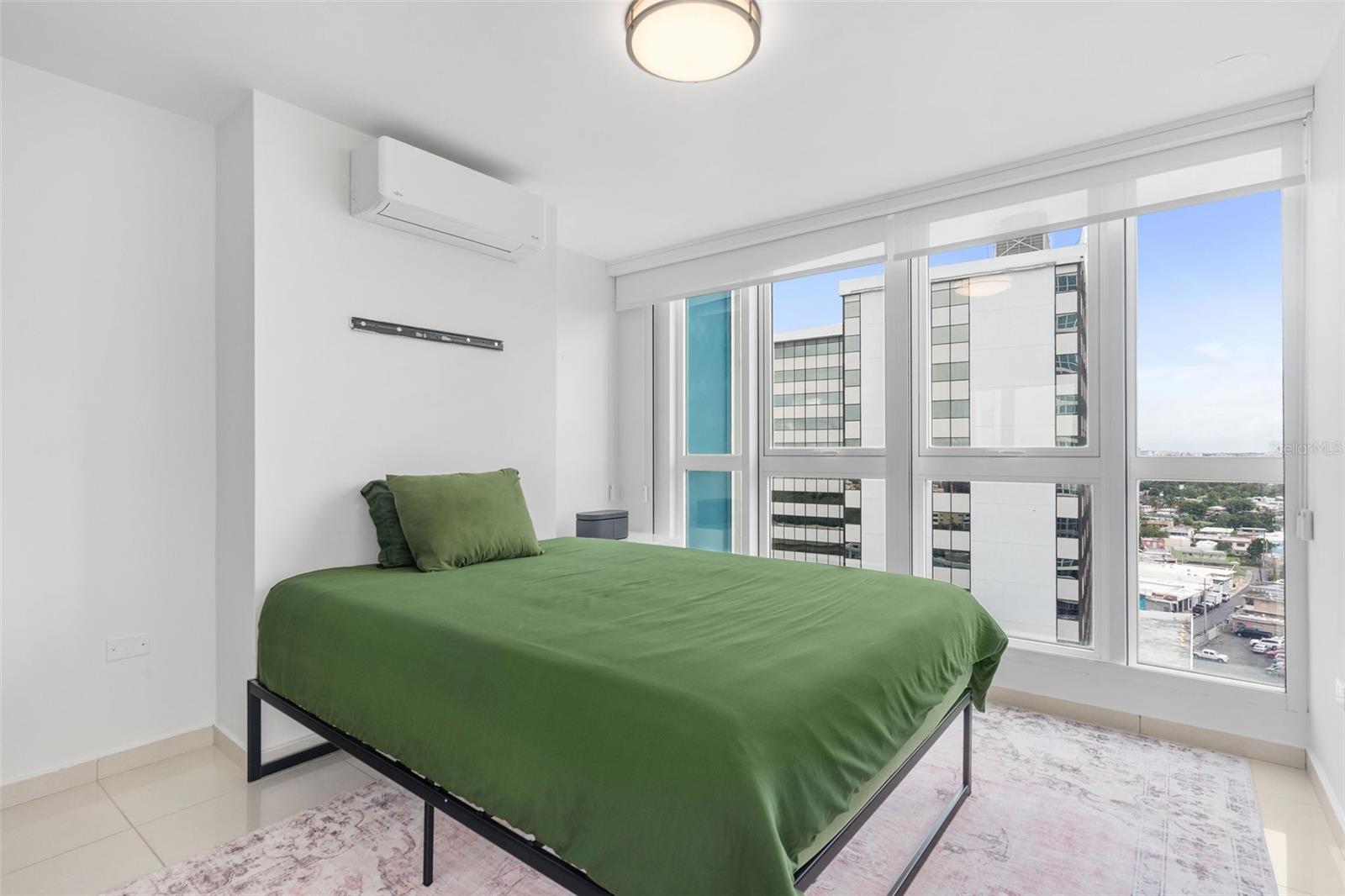 48 LUIS MUNOZ RIVERA AVE #1503
