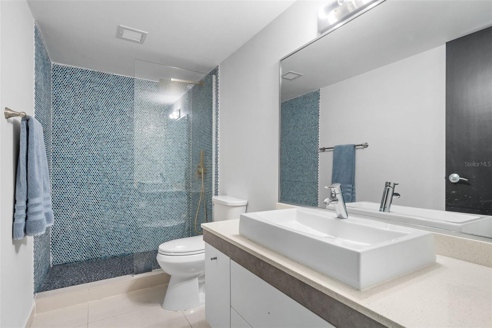48 LUIS MUNOZ RIVERA AVE #1503