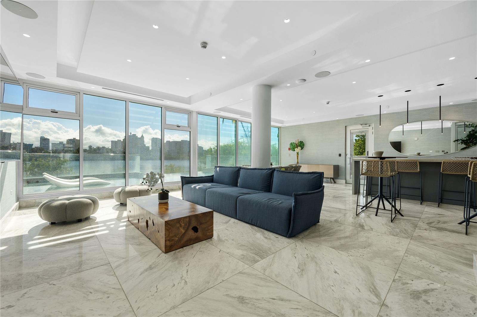 1004 ASHFORD AVE #7