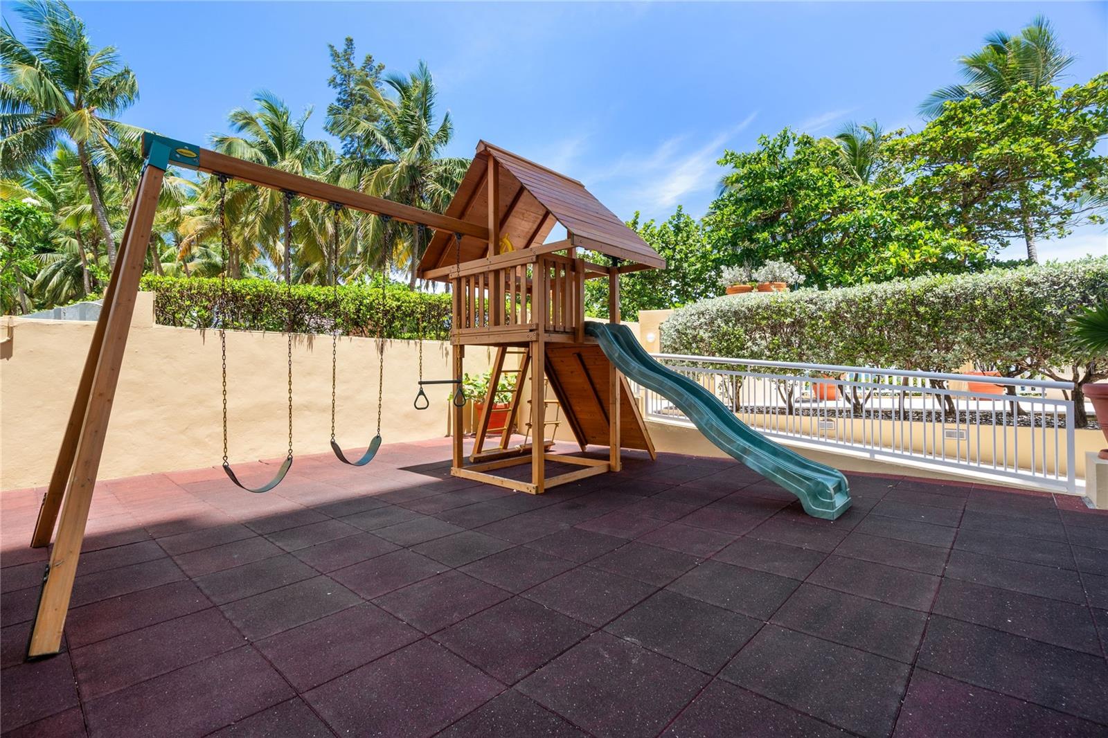 6 CARRION COURT ST #801