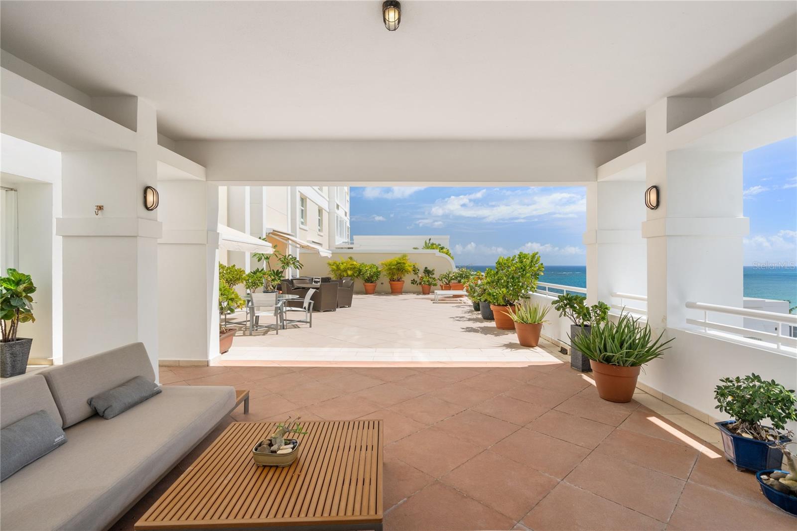 6 CARRION COURT ST #801