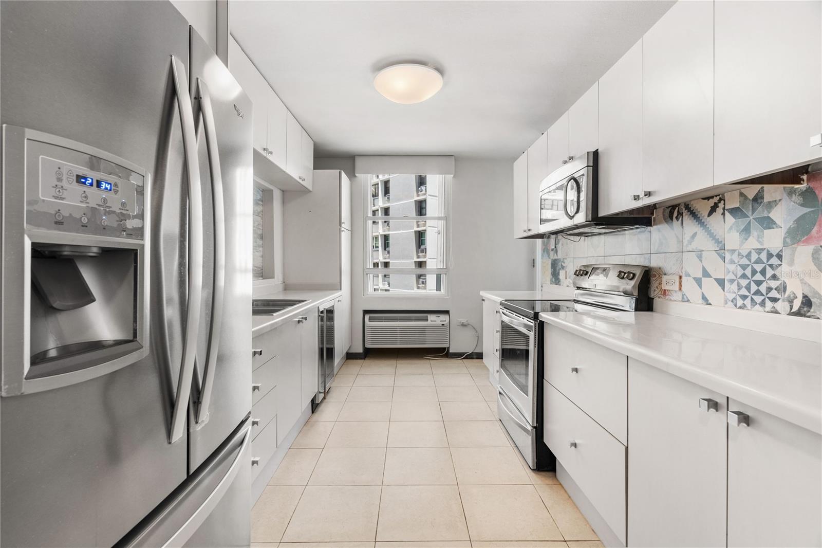 6 CARRION COURT ST #801