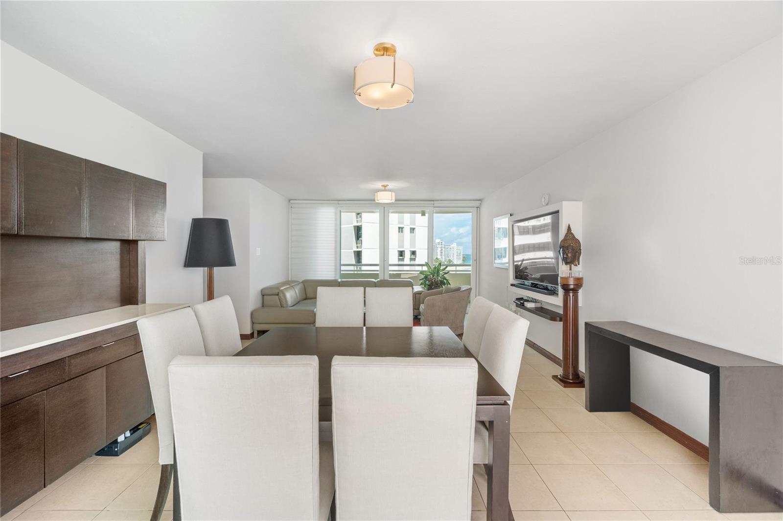 6 CARRION COURT ST #801