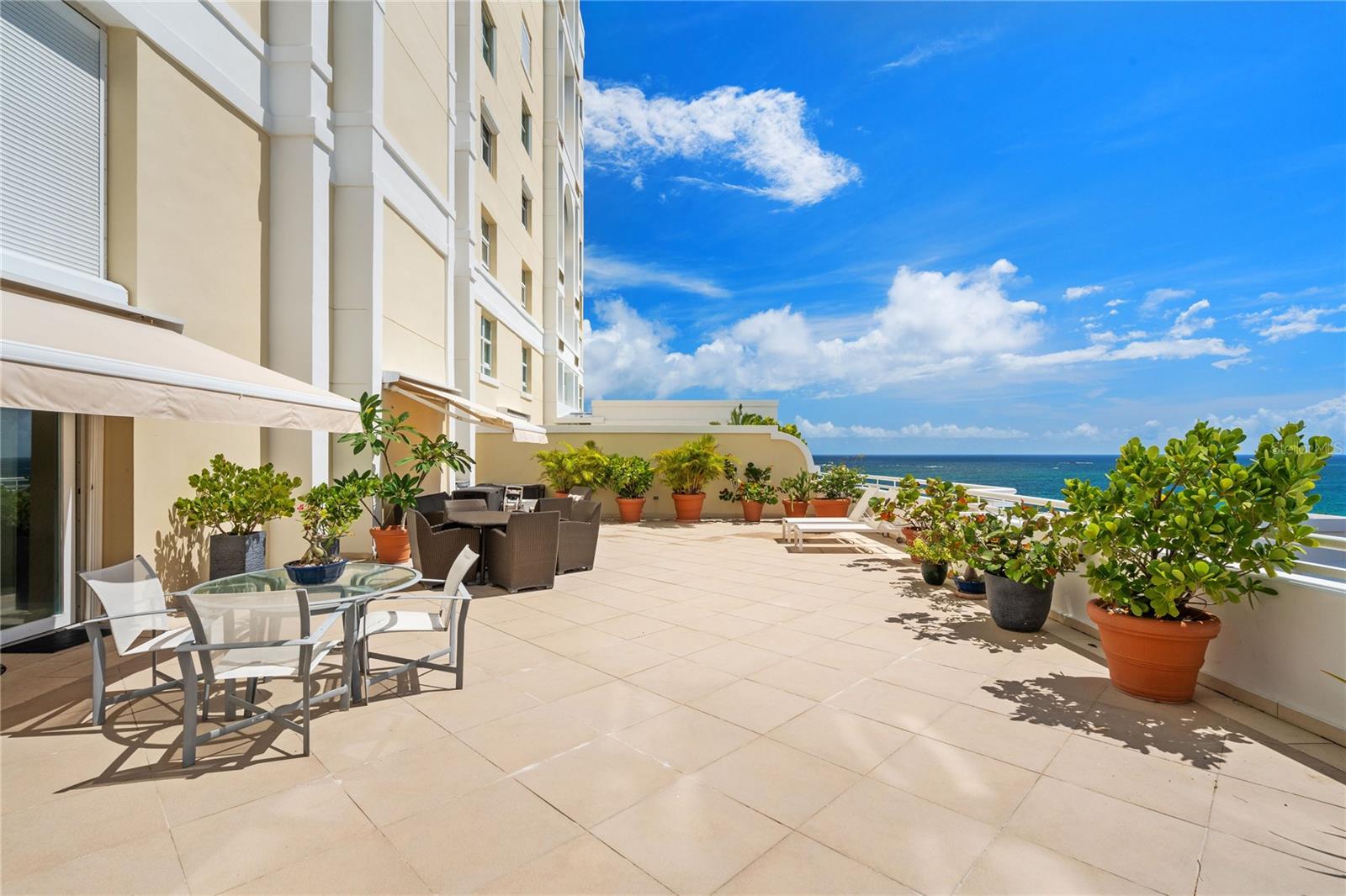 6 CARRION COURT ST #801