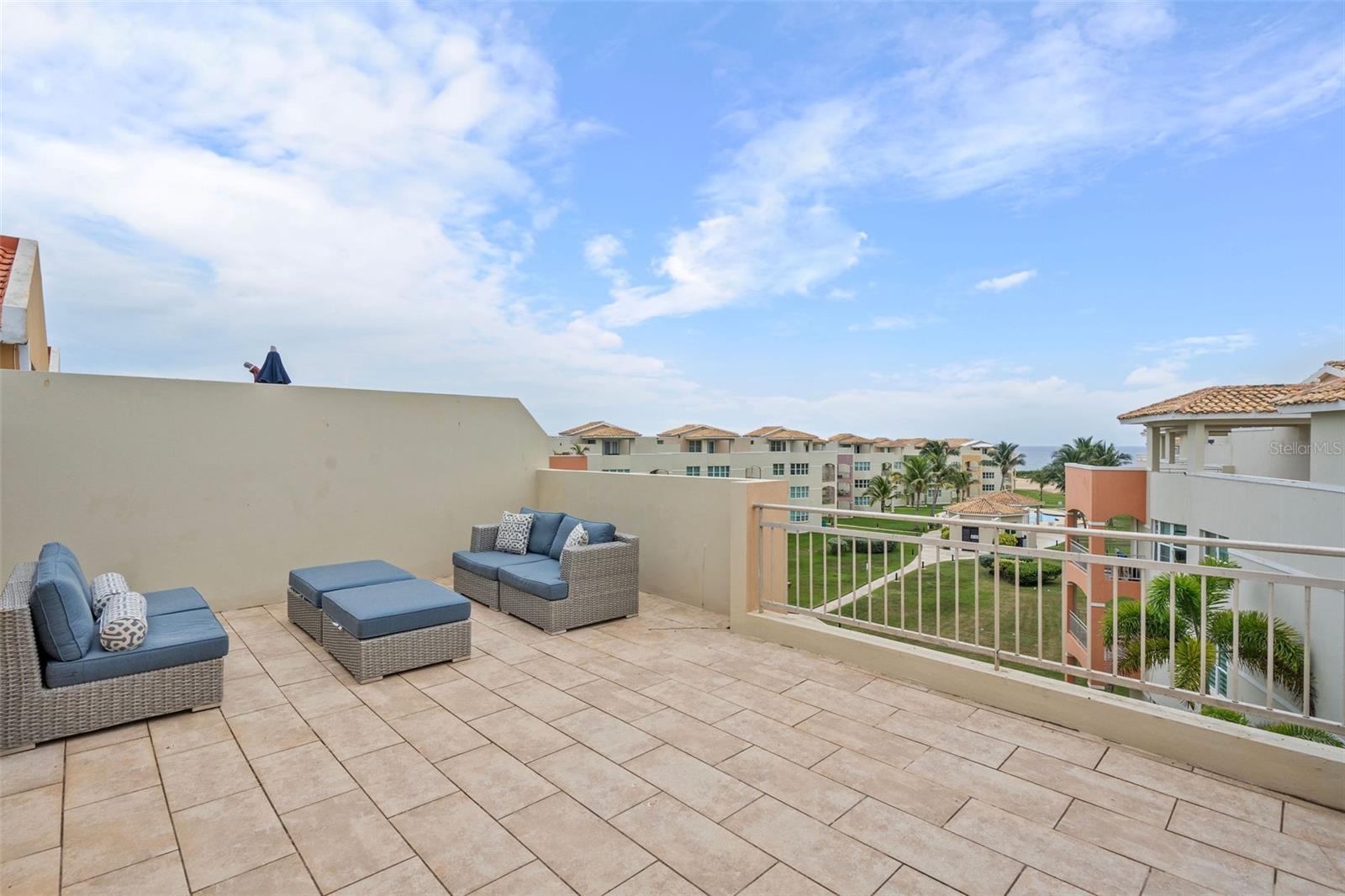 400 HAUDIMAR BEACH APARTMENTS #F-307