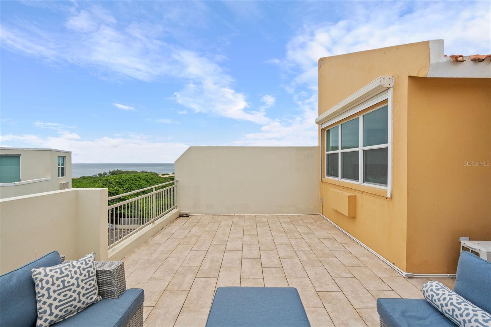 400 HAUDIMAR BEACH APARTMENTS #F-307