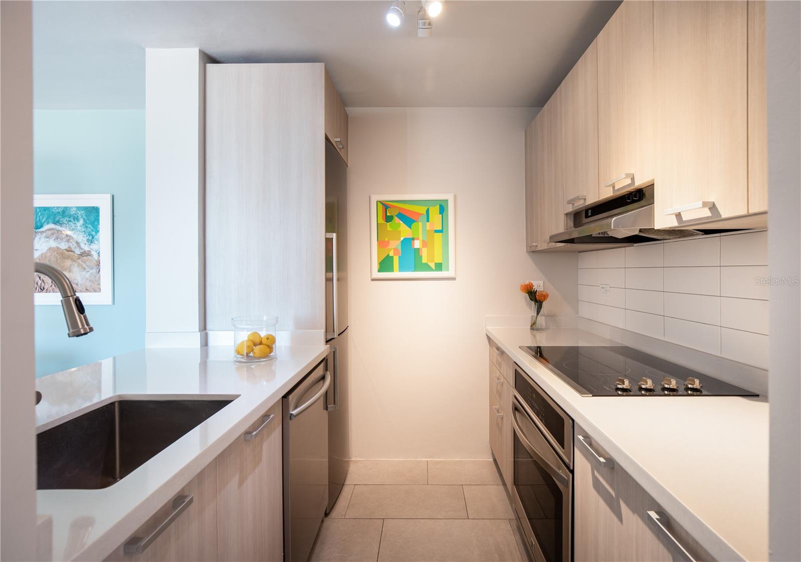 5349 ISLA VERDE AVE. #306