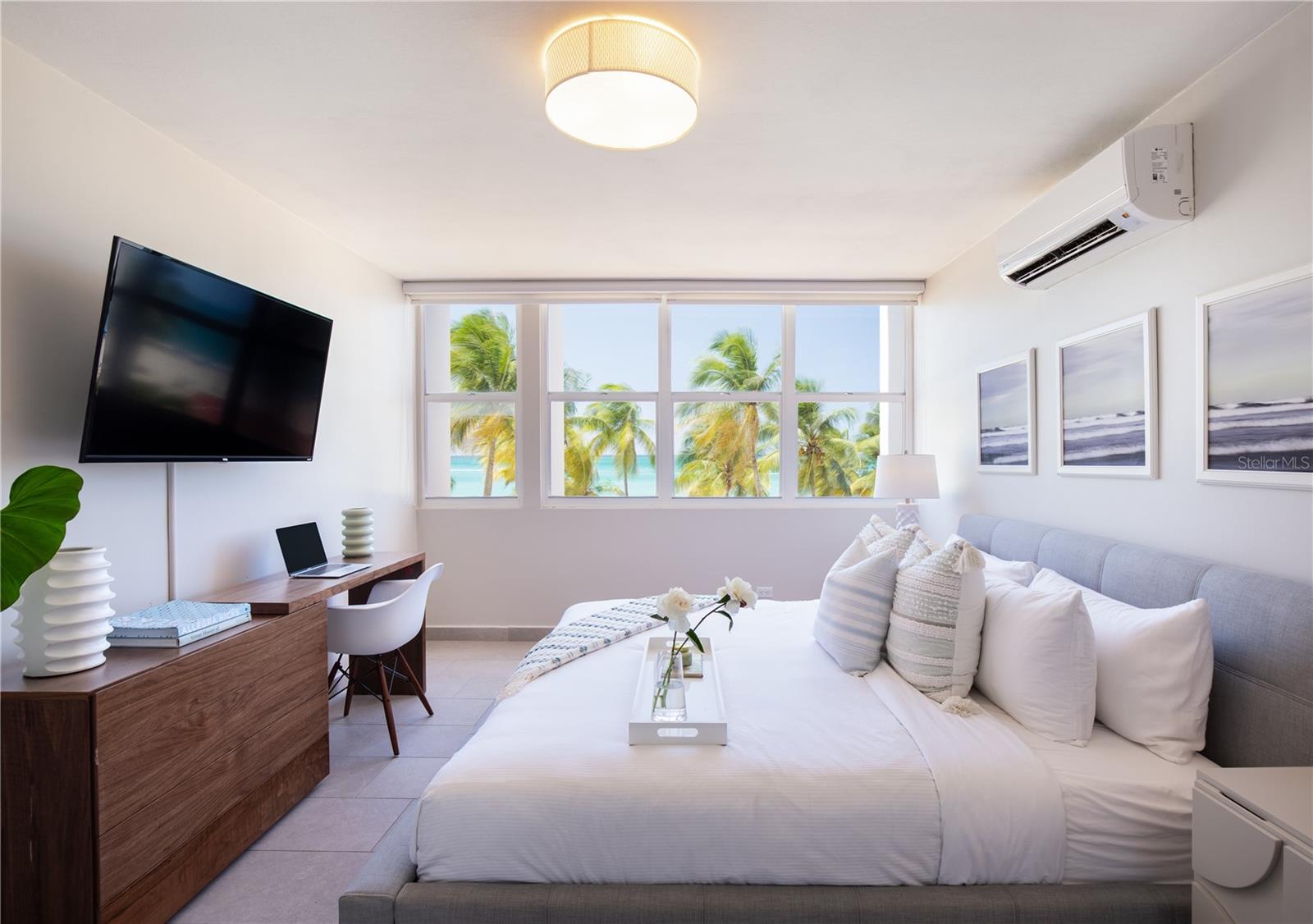 5349 ISLA VERDE AVE. #306